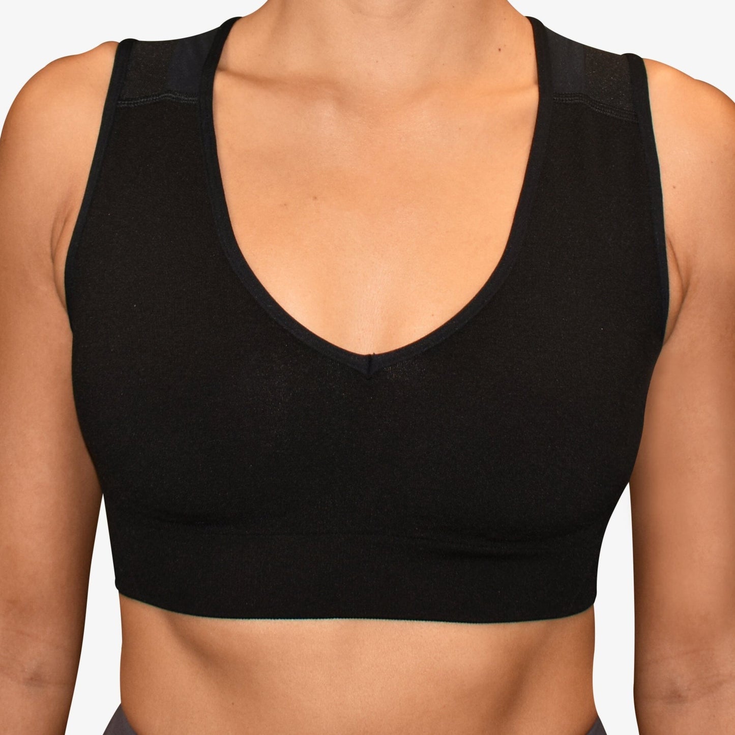 ALIGNMED PULLOVER POSTURE SPORTS BRA FOR WOMEN - BLACK